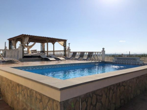 4 bedrooms villa with private pool enclosed garden and wifi at Olocau